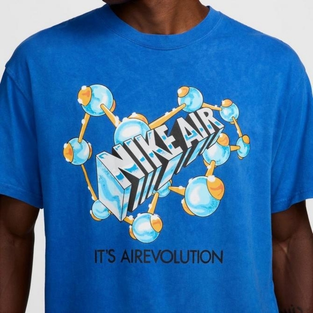 Men's Nike Sportswear Airevolution Graphic T-Shirt NWT Size Medium
